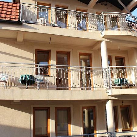 Elbini Apartments Ohrid Ngoại thất bức ảnh